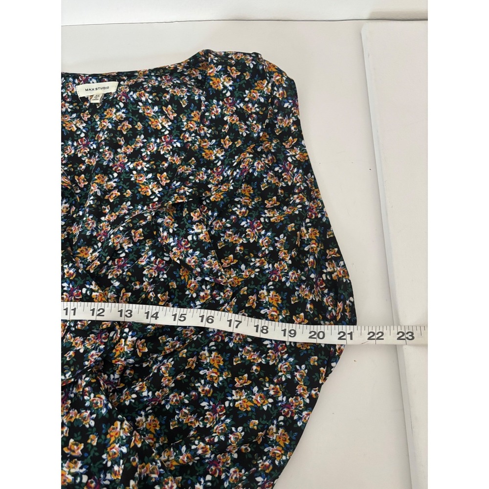 Romantic Boho Floral Ruffle Plunge Blouse Size 2X Soft Drape Femme Chic Wear - Picture 8 of 13
